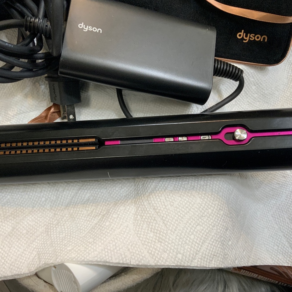 Dyson Straightener